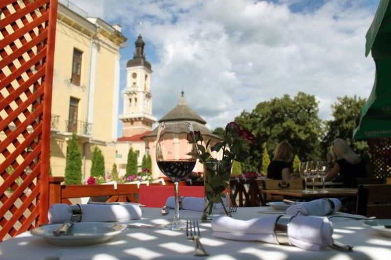 Optima Collection Kamianets-Podilskyi Hotel Exterior photo